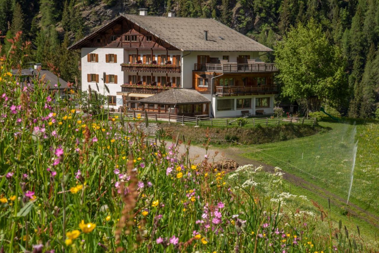Hotel Ultnerhof Santa Gertrude المظهر الخارجي الصورة