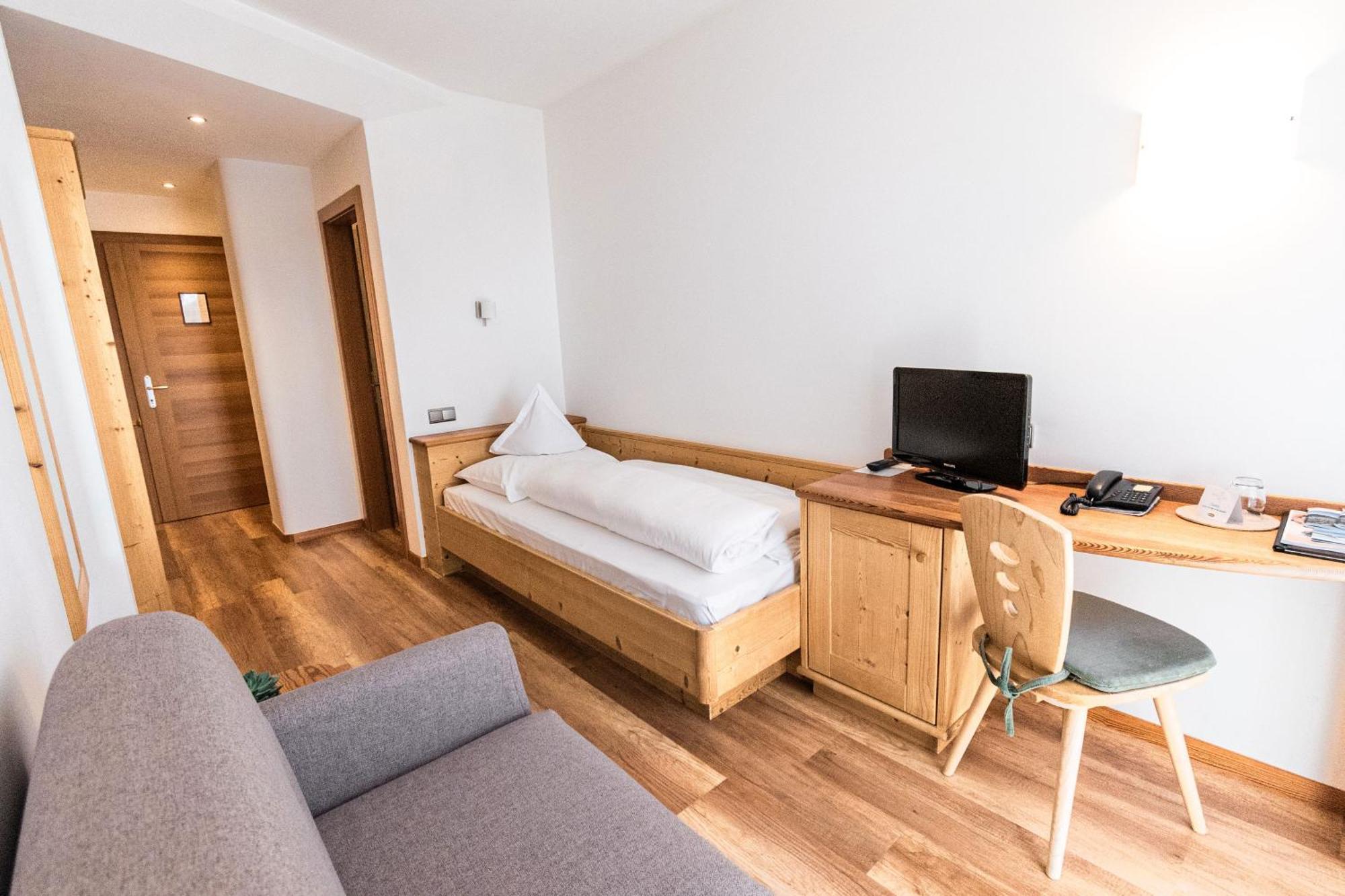 Hotel Ultnerhof Santa Gertrude المظهر الخارجي الصورة